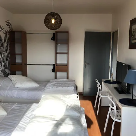 - Petricot - Balcon - Calme Apartament