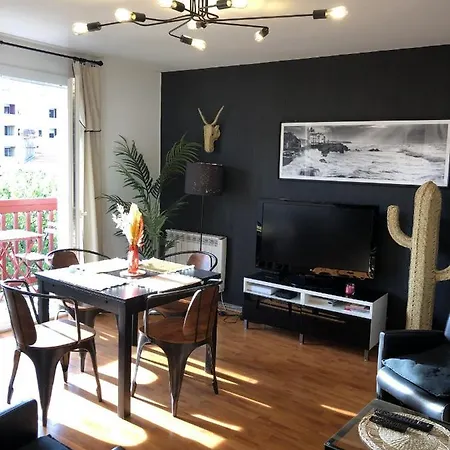 Apartament - Petricot - Balcon - Calme *