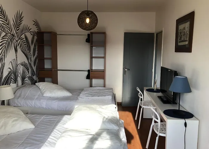 - Petricot - Balcon - Calme Apartment